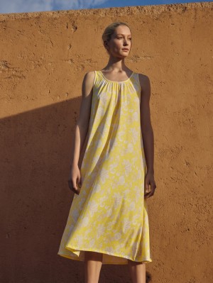 Summer Oufits Donna Calida Favourites Light Sleepshirt, Length 125 Cm Gialle | 8293-EZSPX